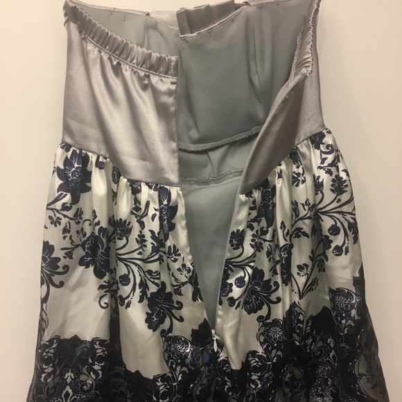 Paisley Strapless Dress - Picture 8 of 8